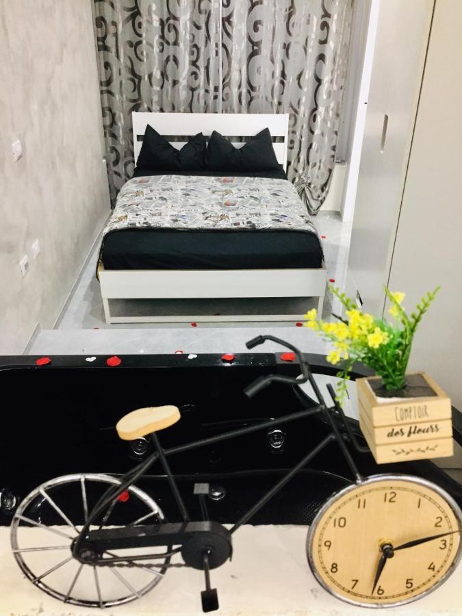 Le Rocce Nere Aparthotel Giardini Naxos Ngoại thất bức ảnh
